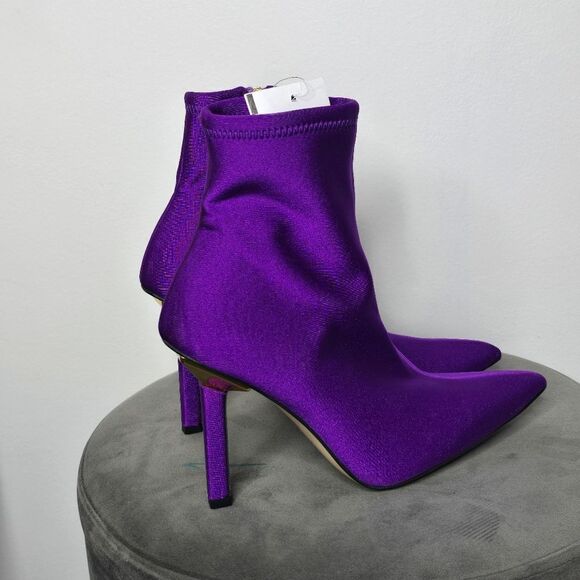 Good American Neoprene Kickstand Sock Bootie - Picture 5 of 10